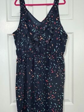 Mossimo Navy Sleeveless Dress W/ Ruffled Front & Colorful Leaf Print. Size XL.